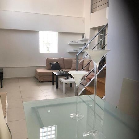 Maisonette Lux Modern Next To Metro Kerameikos 3 Rooms Athén Kültér fotó