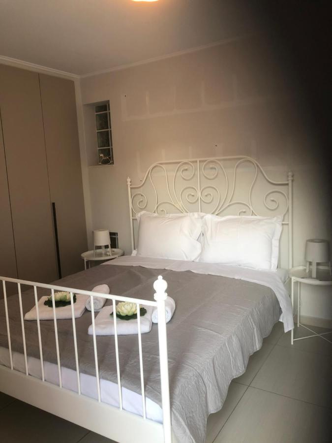 Maisonette Lux Modern Next To Metro Kerameikos 3 Rooms Athén Kültér fotó